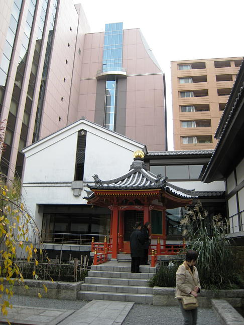 �r���̒J�Ԃɂ��邨���ł��B